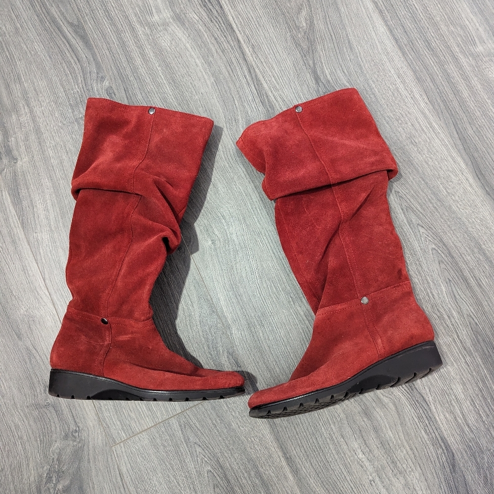 Aerosoles Slouchy Pull On Suede Boots